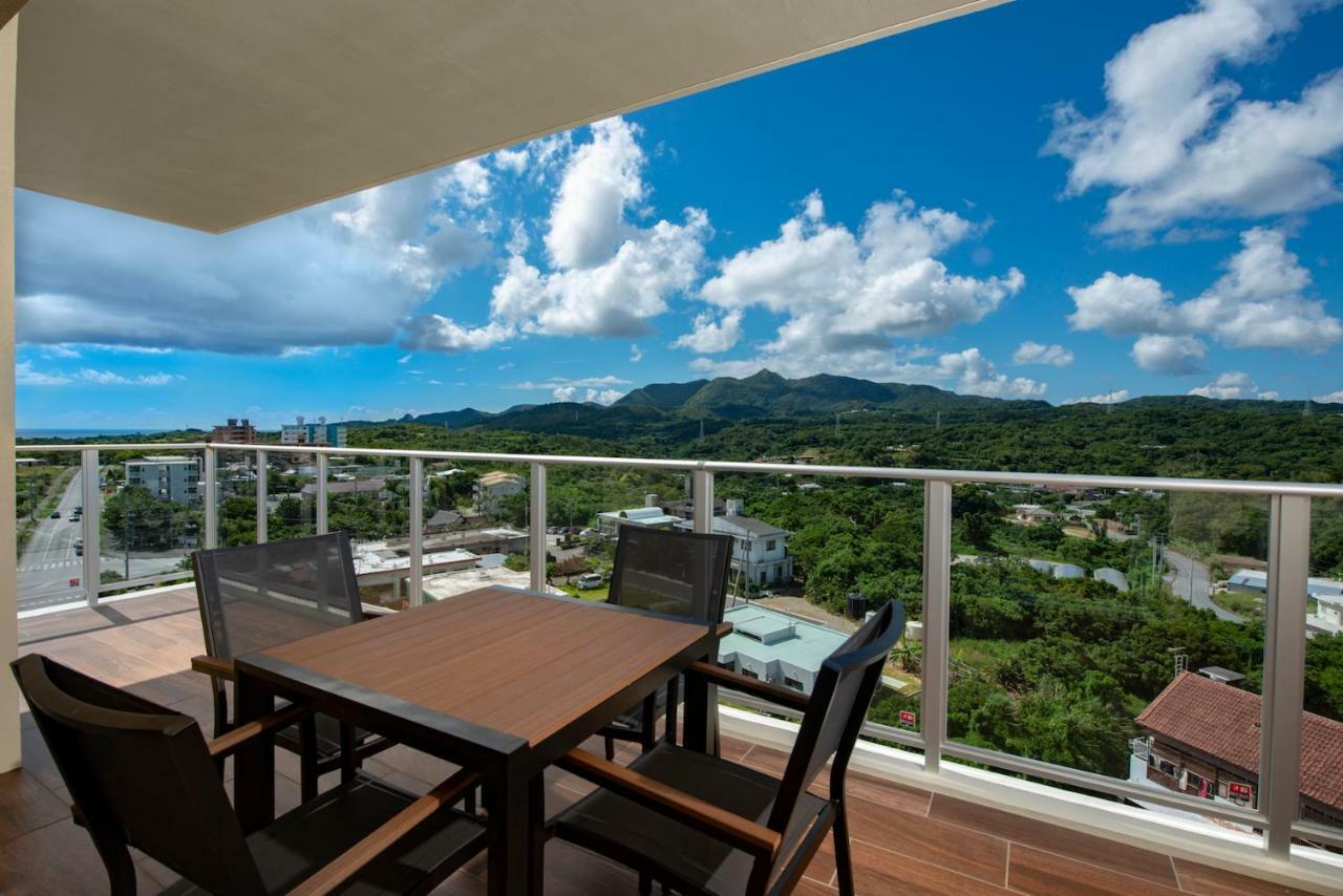 Hotel Lieta Nakayama à Nago Extérieur photo
