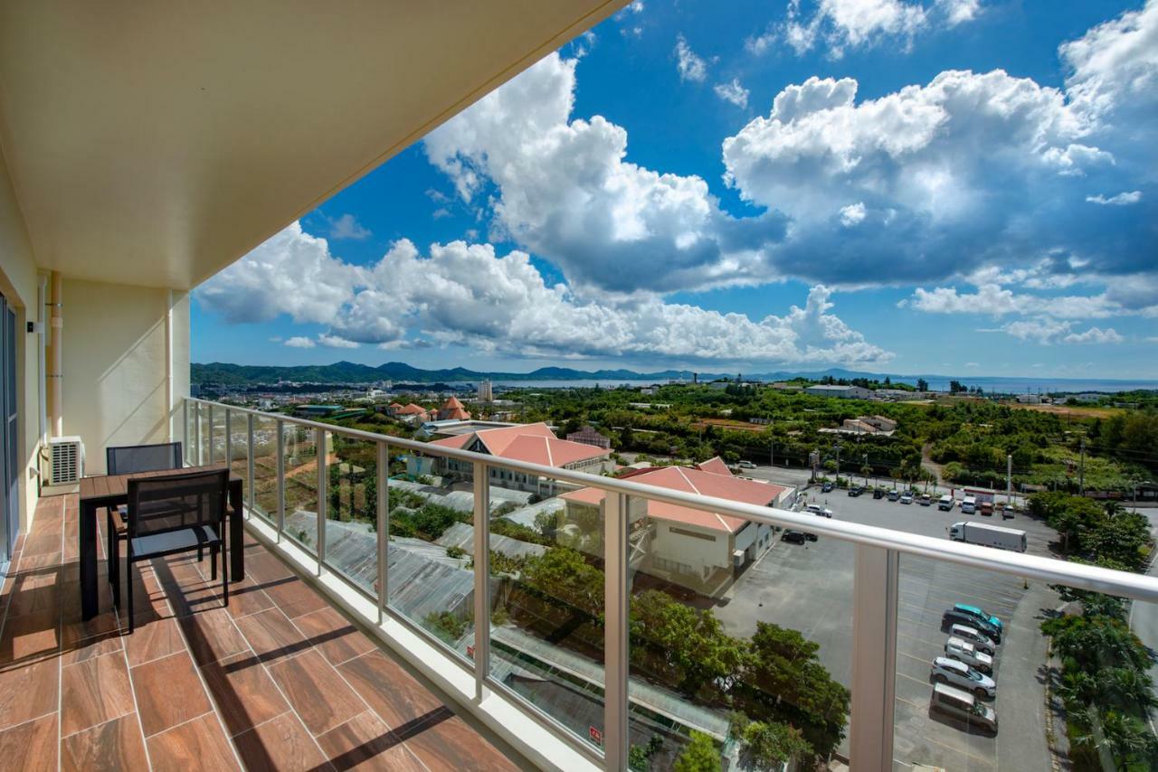Hotel Lieta Nakayama à Nago Extérieur photo